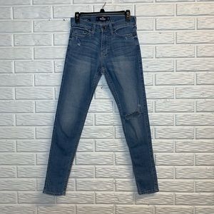 Light wash ripped Hollister denim jeans